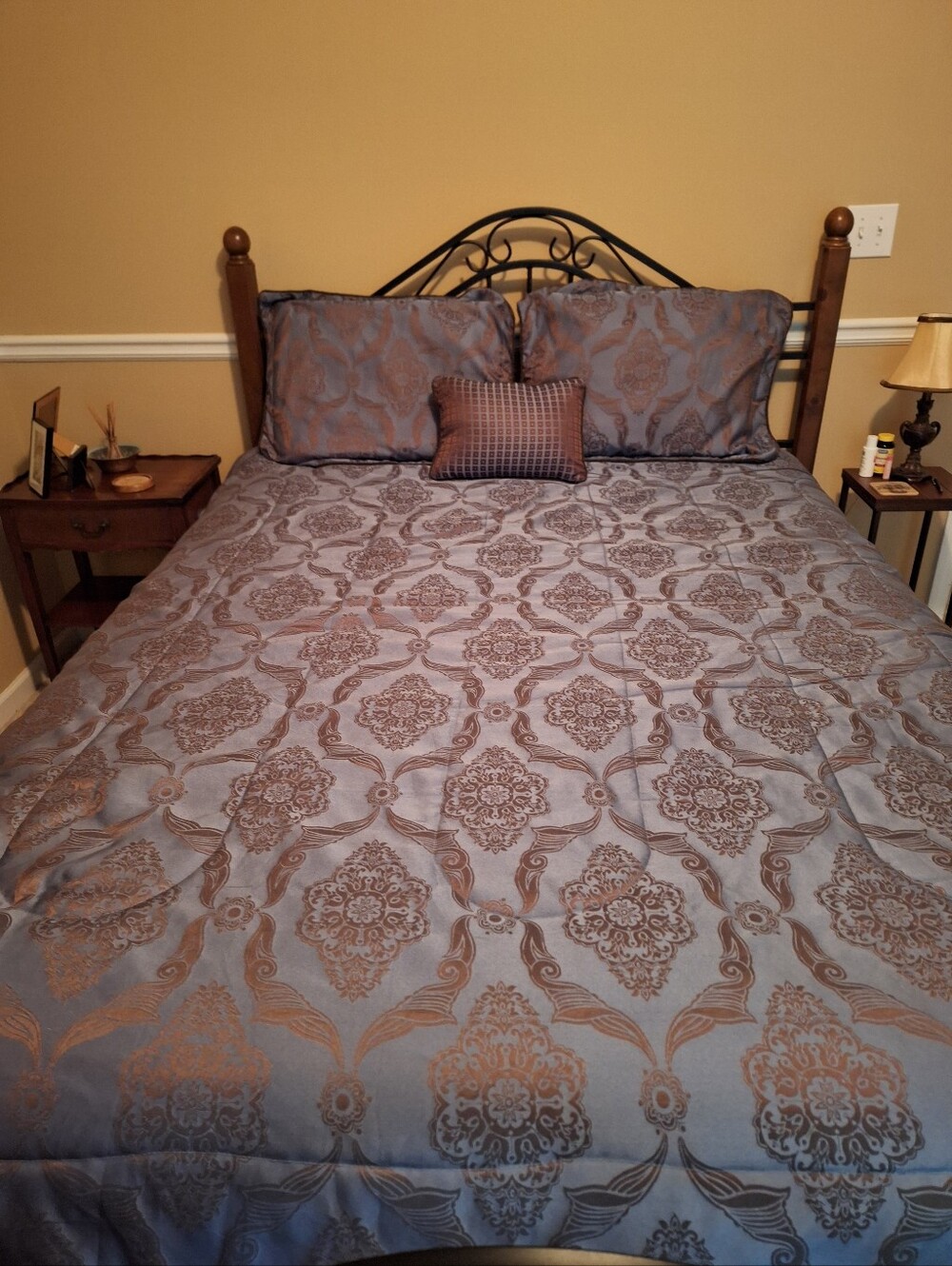 Blue/Brown Comforter Set